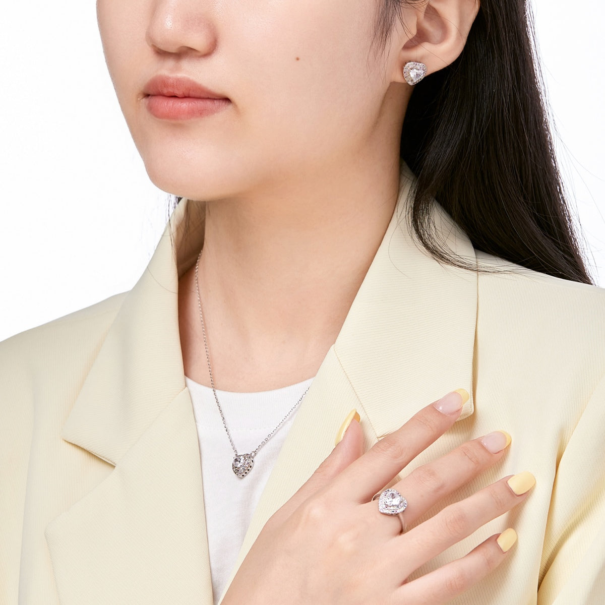 [Clover Jewelery]Delicate Ebullient Heart Shape Wedding Ring