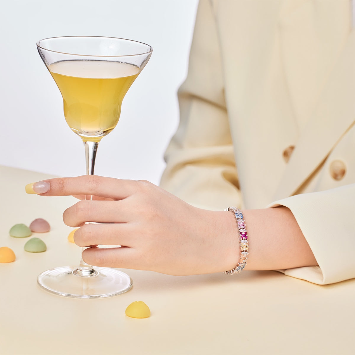 [Clover Jewelry]Delicate Colorful Multi Cut Party Bracelet