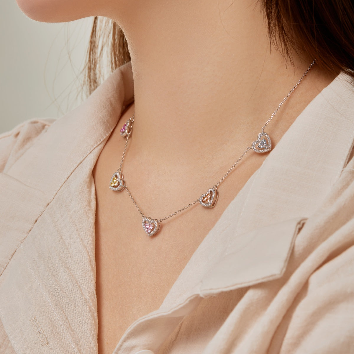 [Clover Jewelery]Sparkling Five Heart Necklace