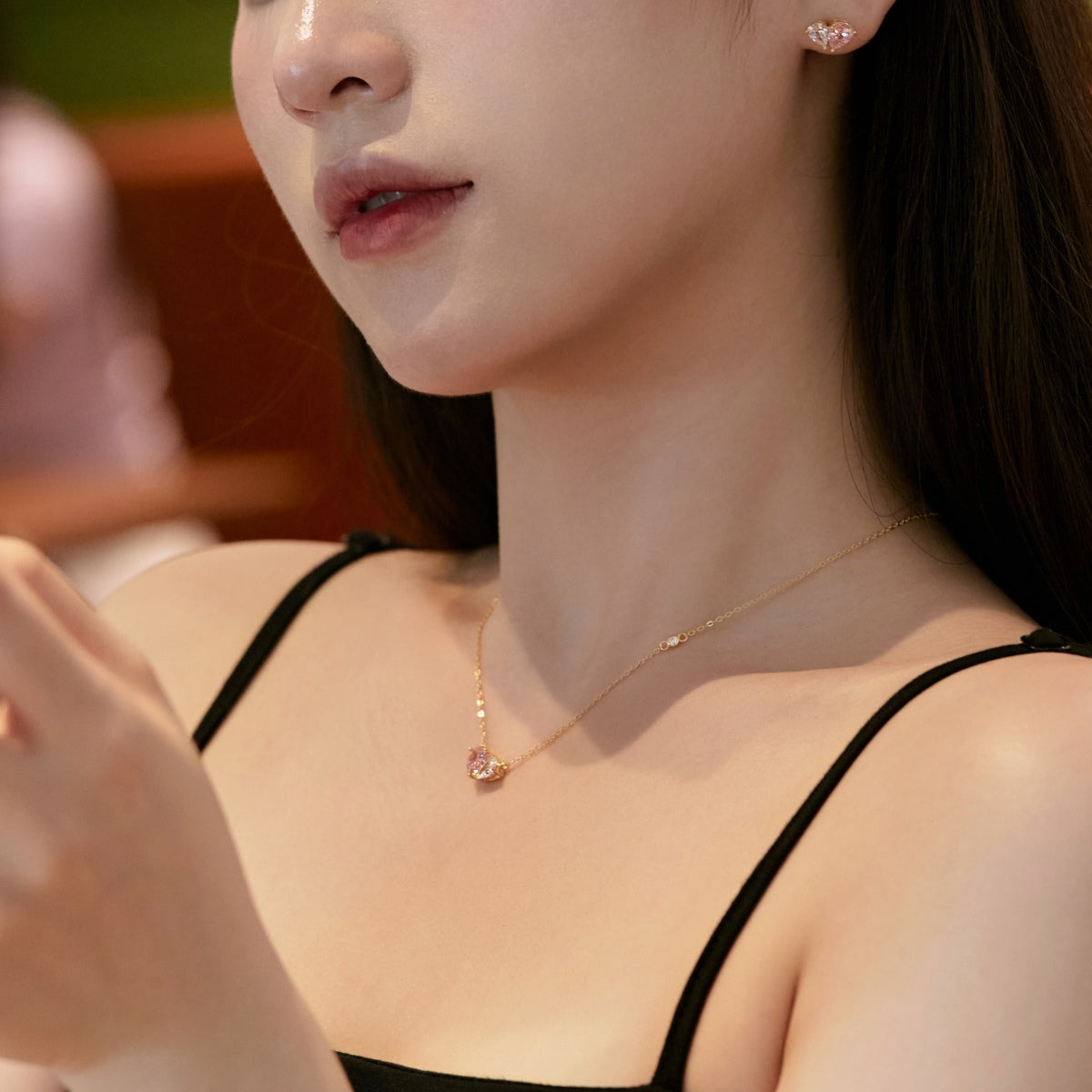 [Clover Jewelry]Funkelnde elegante Ohrringe mit herzförmigem Schliff für Liebende