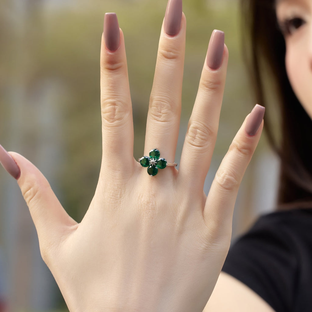 [Clover Jewelry]四つ葉のクローバー八芒星リング