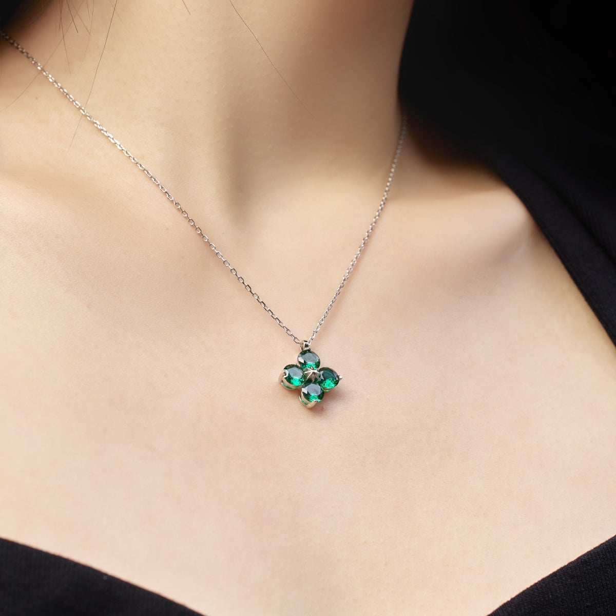 [Clover Jewelery]Four-Leaf Clover And Eight-Pointed Star Necklace