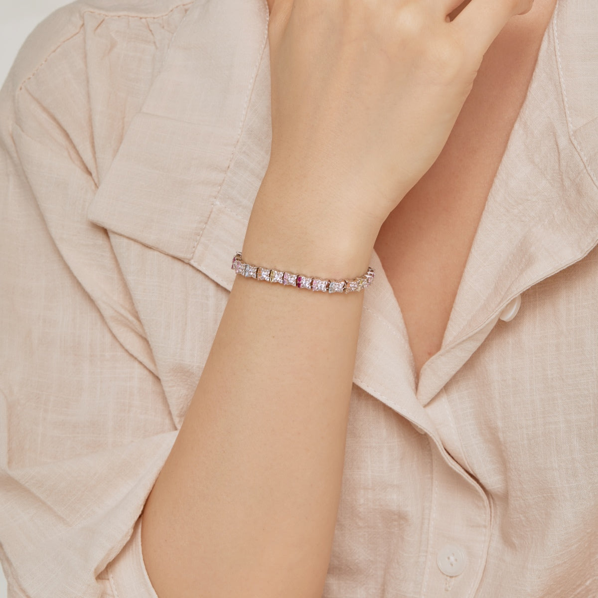 [Clover Jewelery]Unique Colorful Flower Shape Daily Bracelet