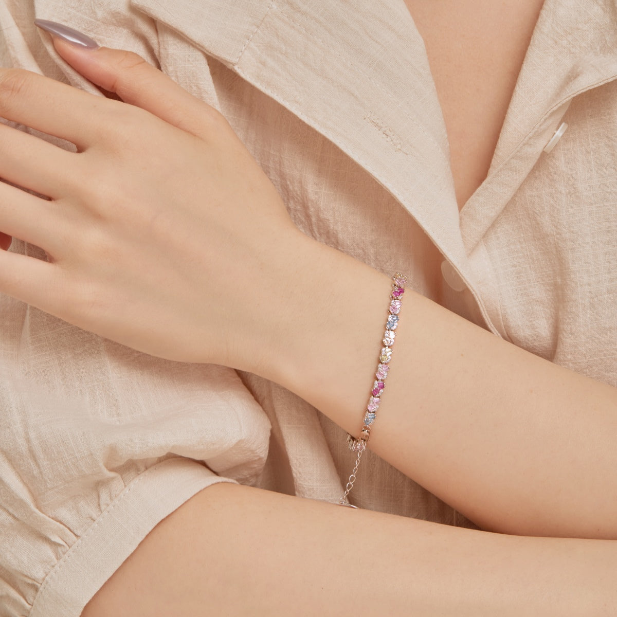 [Clover Jewelery]Ornate Colorful Flower Shape Party Bracelet