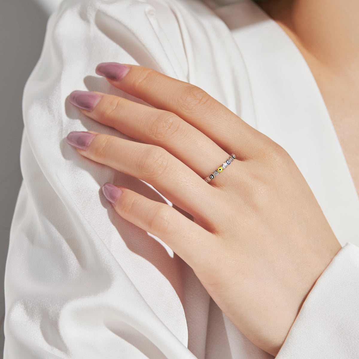 [Clover Jewelery]Sparkling Vibrant Round Shape Daily Ring