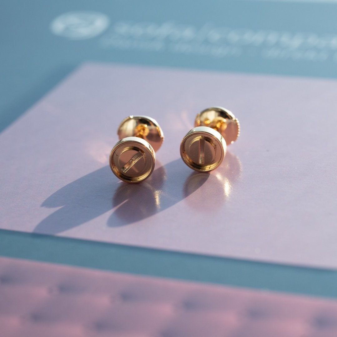 [クローバー・ジュエリー]ラブ・ピアス ピンクゴールド 10mm