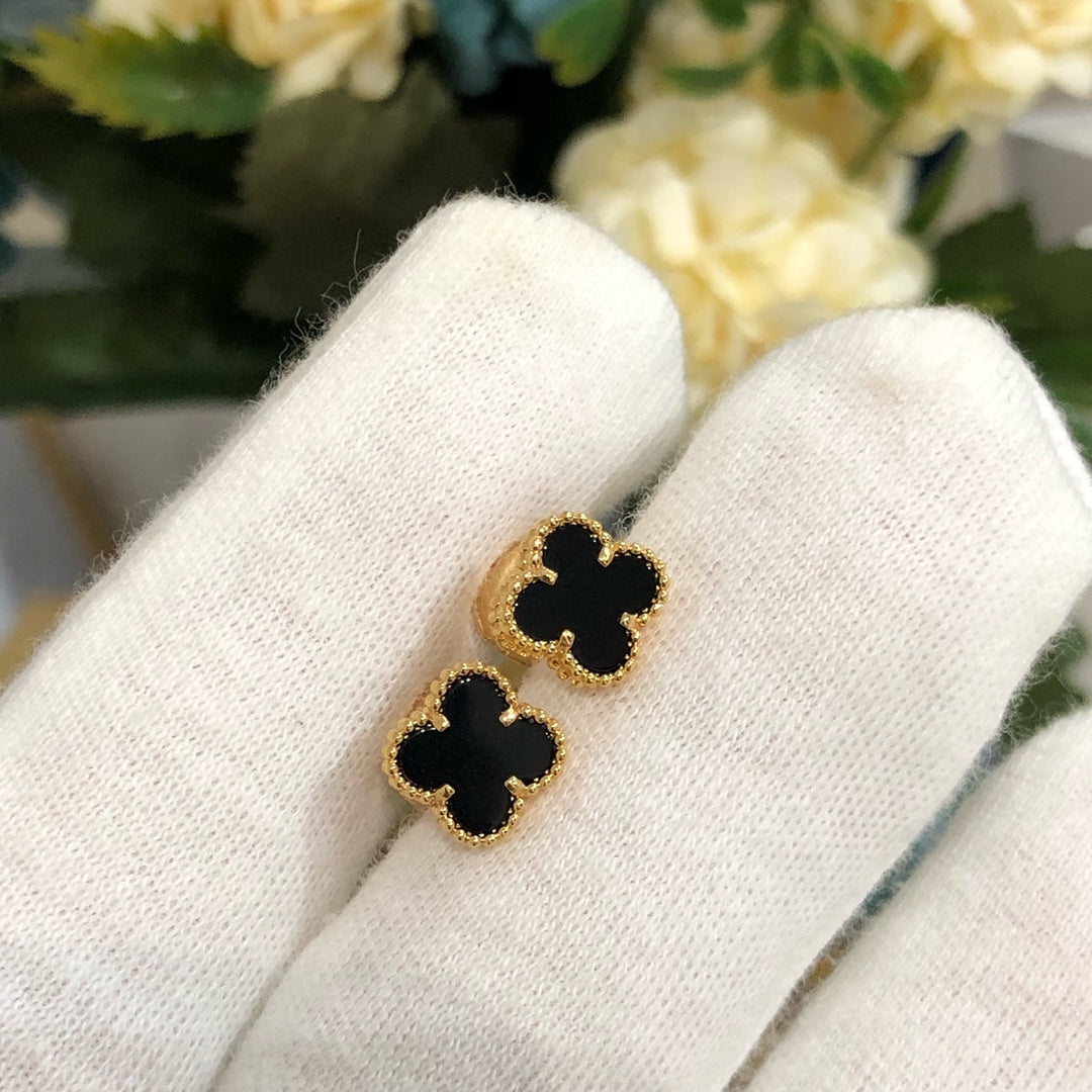 [Clover Jewelry]クローバー ミニ ゴールド イヤリング