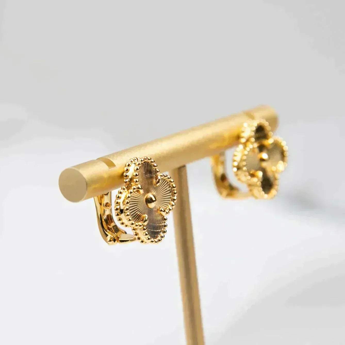 [Clover Jewelry]CLOVER MEDIUM 1 MOTIVE LASER OHRRINGE
