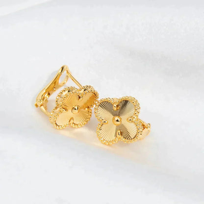 [Clover Jewelery]CLOVER MEDIUM 1 MOTIFS LASER EARRINGS