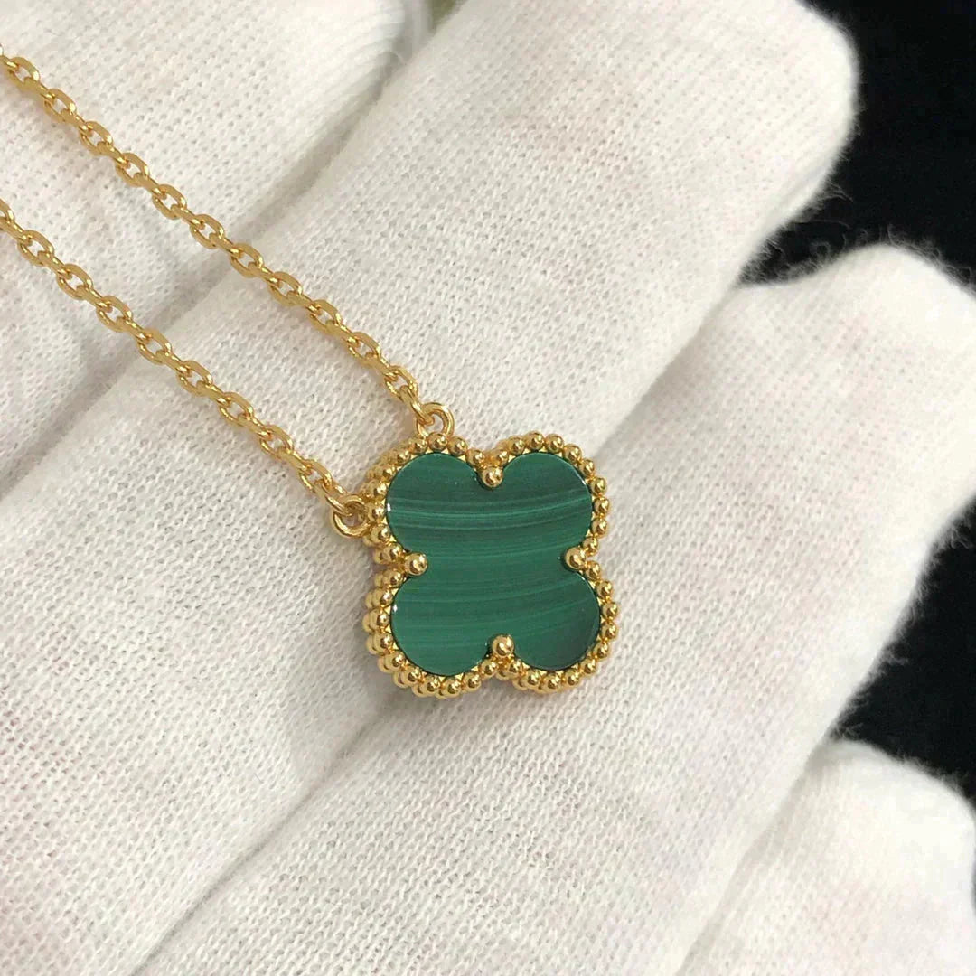 [Clover Jewelry]クローバー 15MM マラカイト シングル フラワー ネックレス