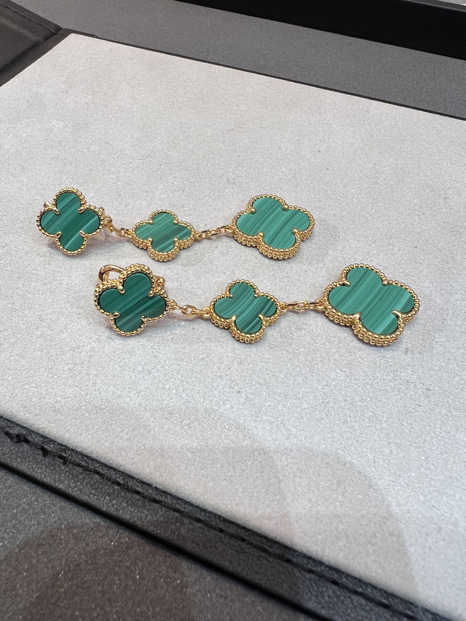[Clover Jewelry]CLOVER MALACHIT 3 MOTIVE GOLD