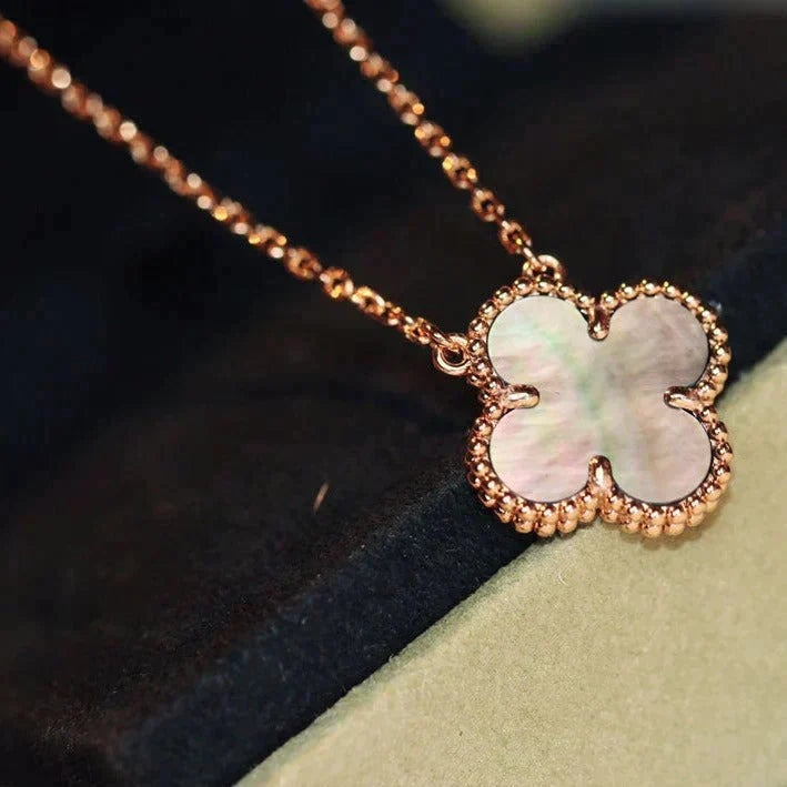 [Clover Jewelery]CLOVER 15MM  GRAY MOTHER OF PEARL NECKLACE