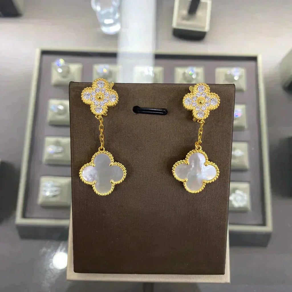 [Clover Jewelry]クローバー 2モチーフ ダイヤモンド ピアス（複数選択可）