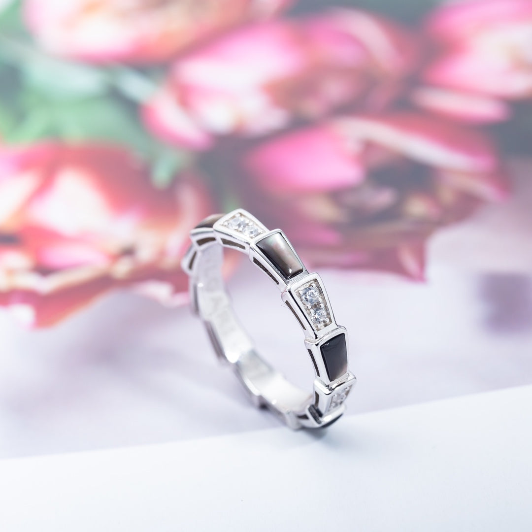 [Clover Jewelry]セルペンティ リング シルバー ダイヤモンド ブラックマザーオブパール 3MM