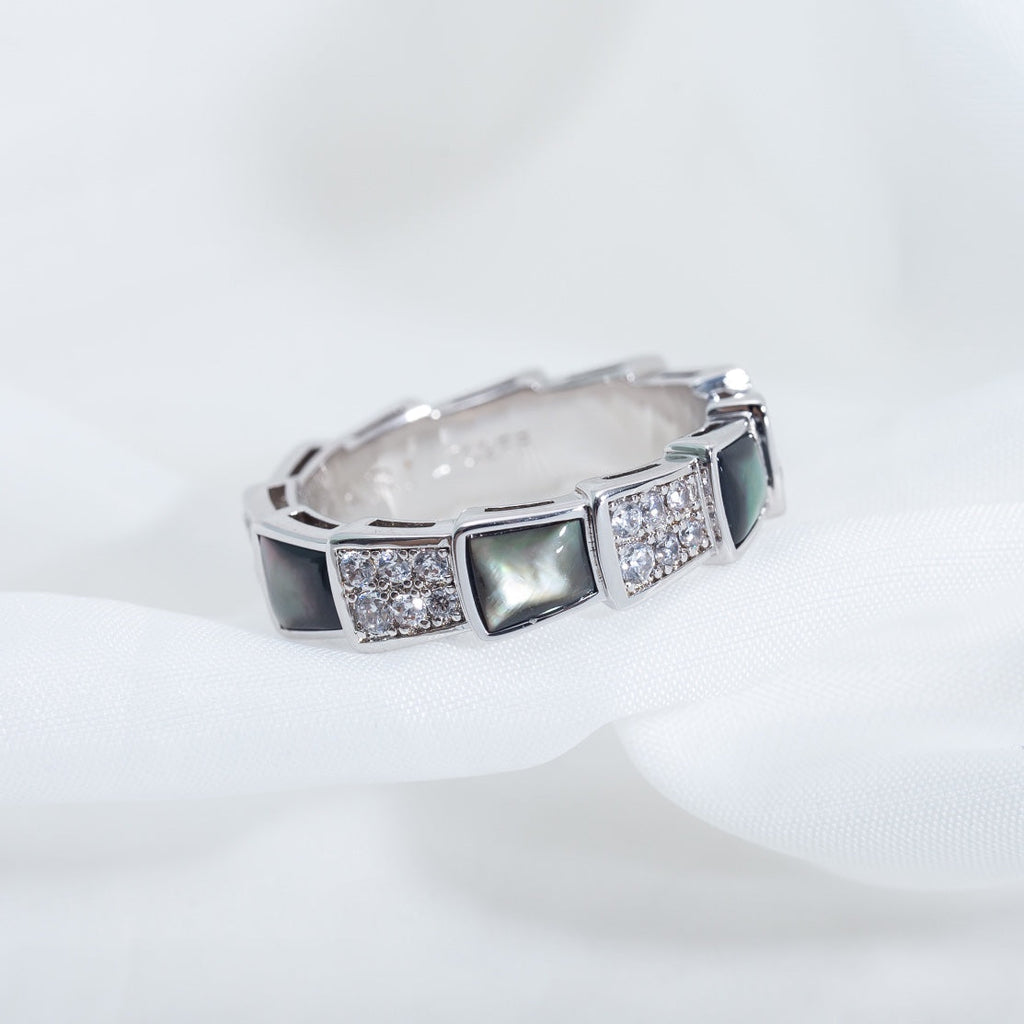 [Clover Jewelry]セルペンティ リング シルバー ダイヤモンド 黒蝶貝 4MM