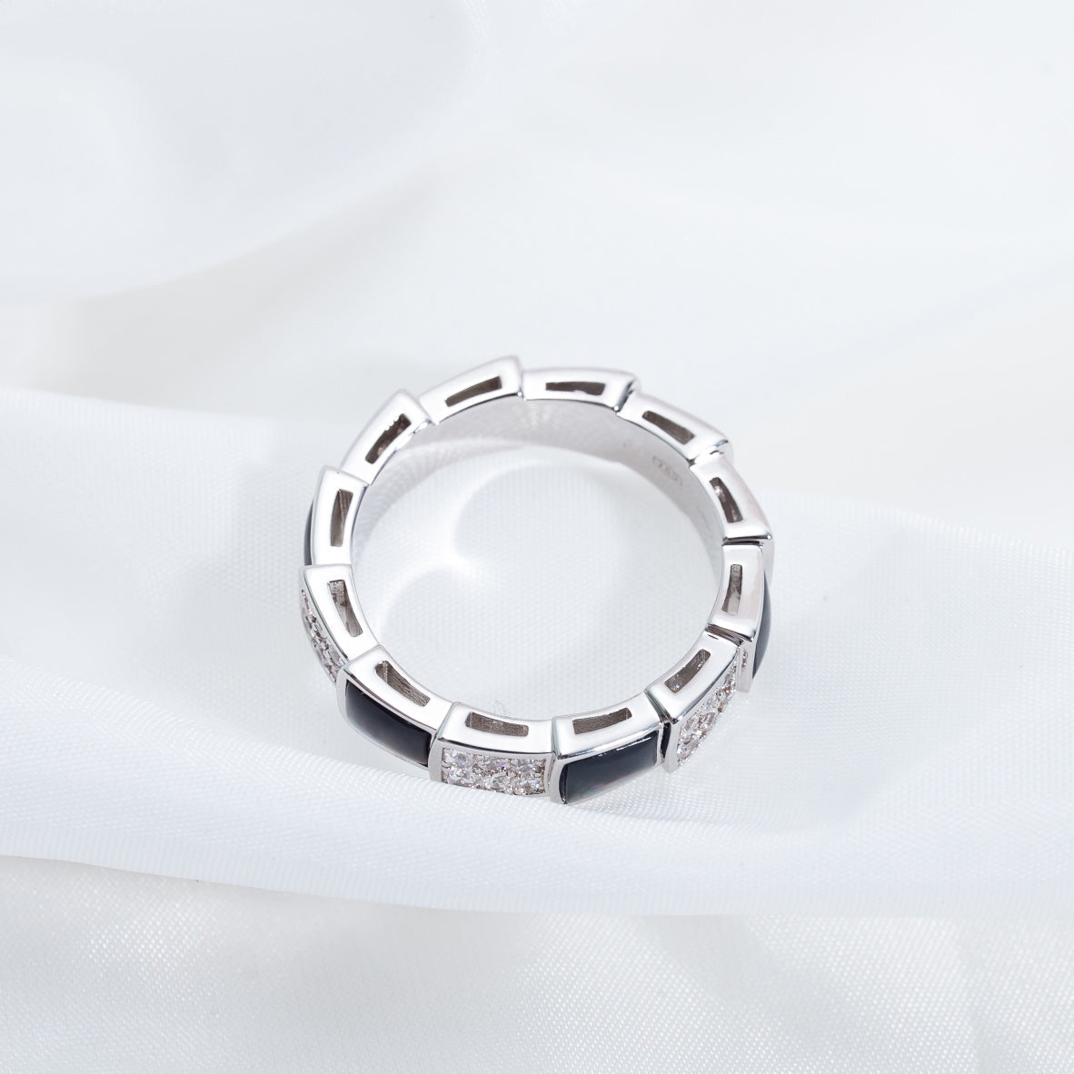 [Clover Jewelry]セルペンティ リング シルバー ダイヤモンド 黒蝶貝 4MM