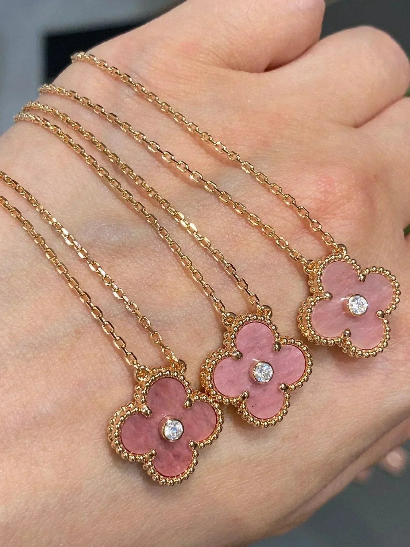[Clover Jewelry]CLOVER 15MM DIAMOND RHODONITE HALSKETTE