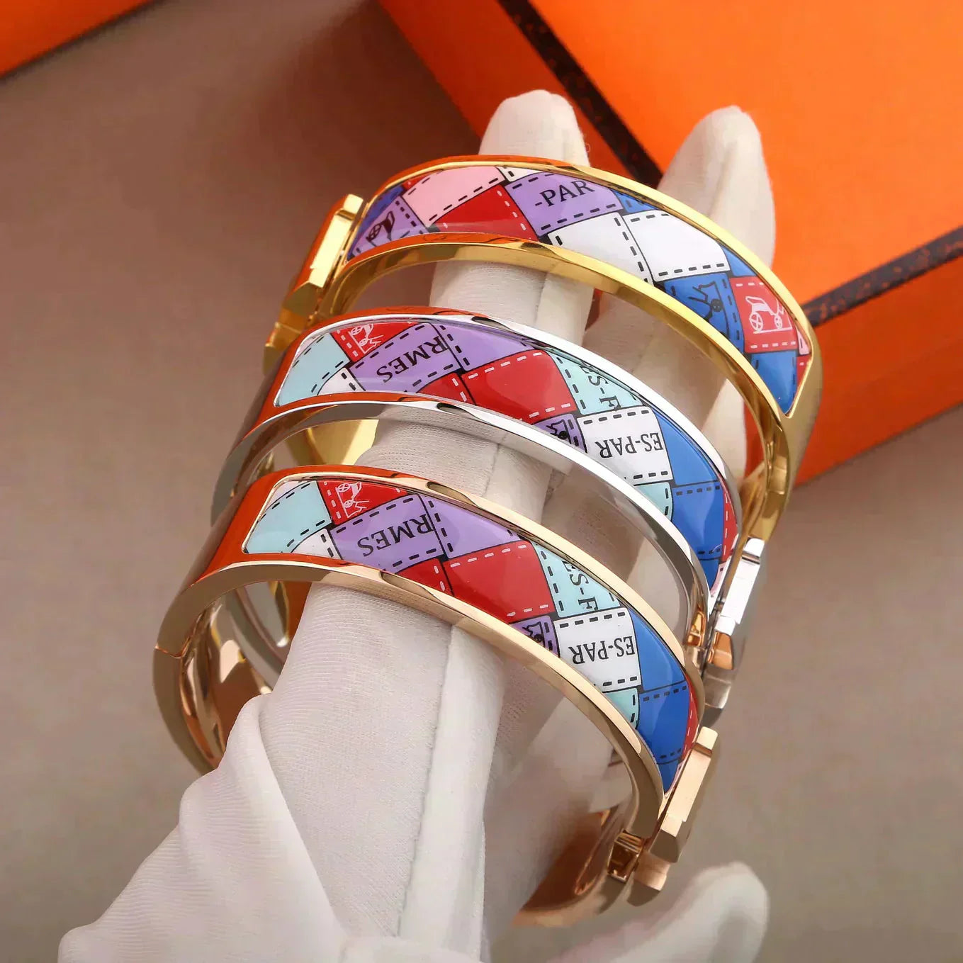 [Clover Jewelery]H BRACELET DOTTED BORDER 12MM