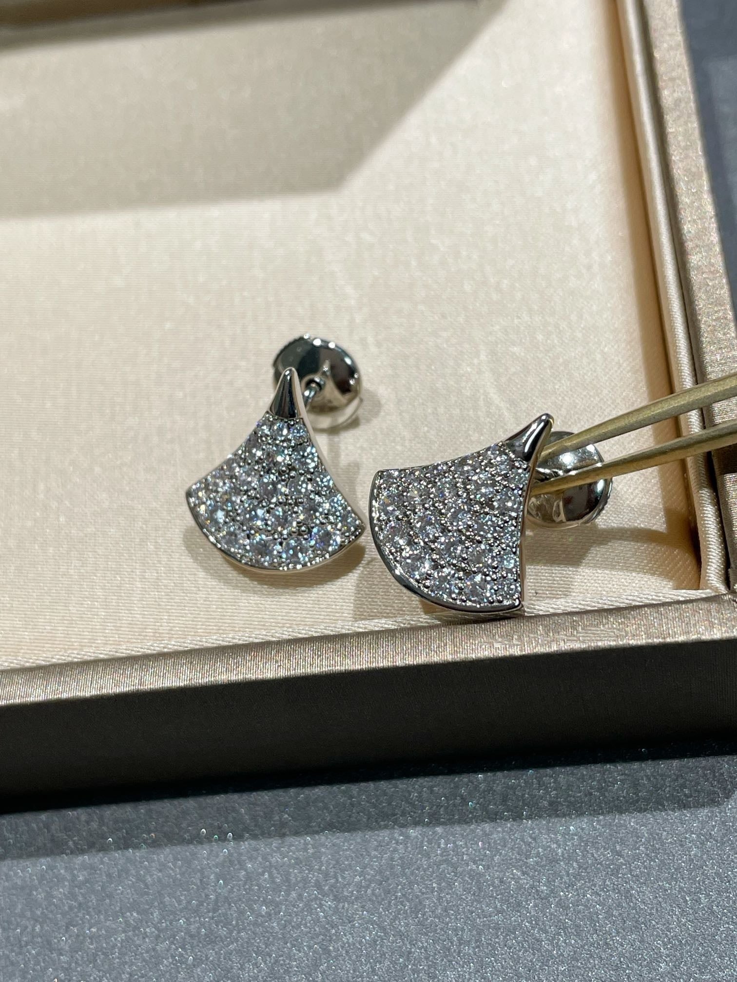 [Clover Jewelry]DREAM STUD EARRINGS DIAMOND