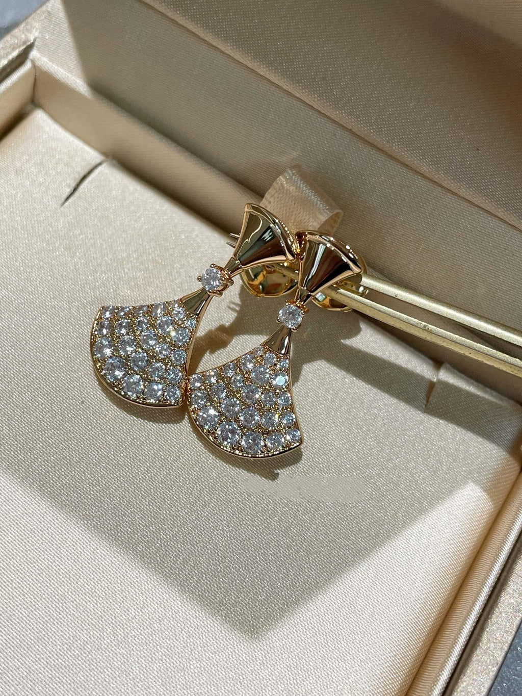 [Clover Jewelry]DREAM EARRINGS DIAMOND