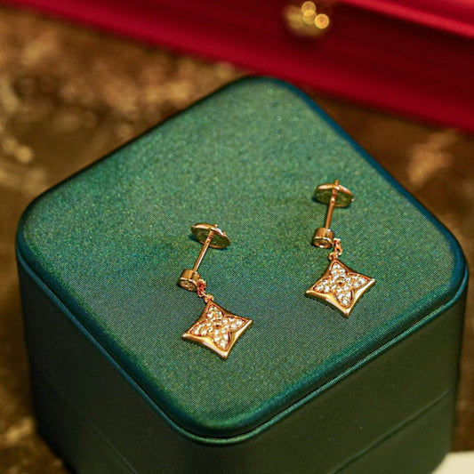 [Clover Jewelery]STAR DIAMONDS EARRINGS GOLD