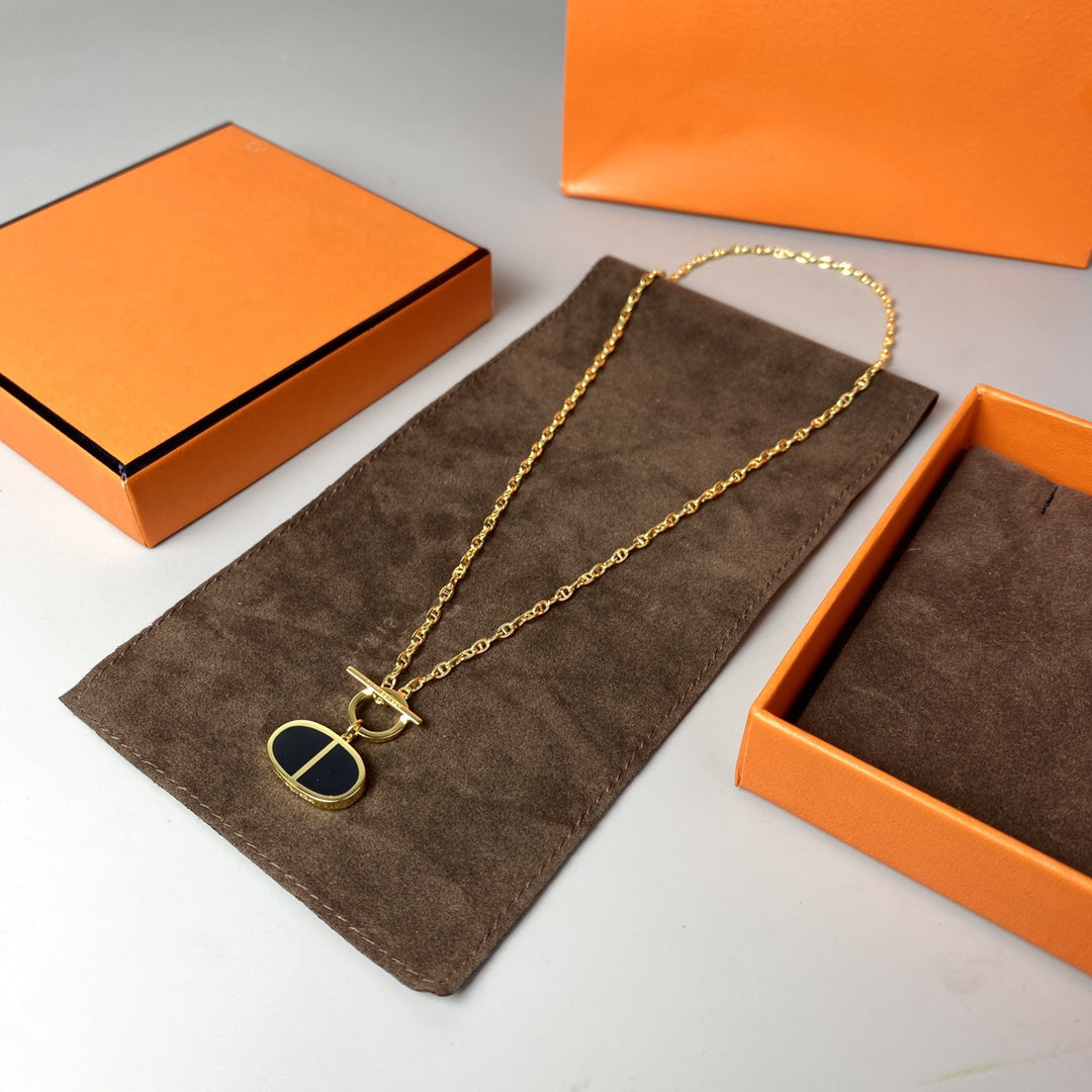 [Clover Jewelery]CHAINE VERSO BLACK CERAMIC NECKLACE