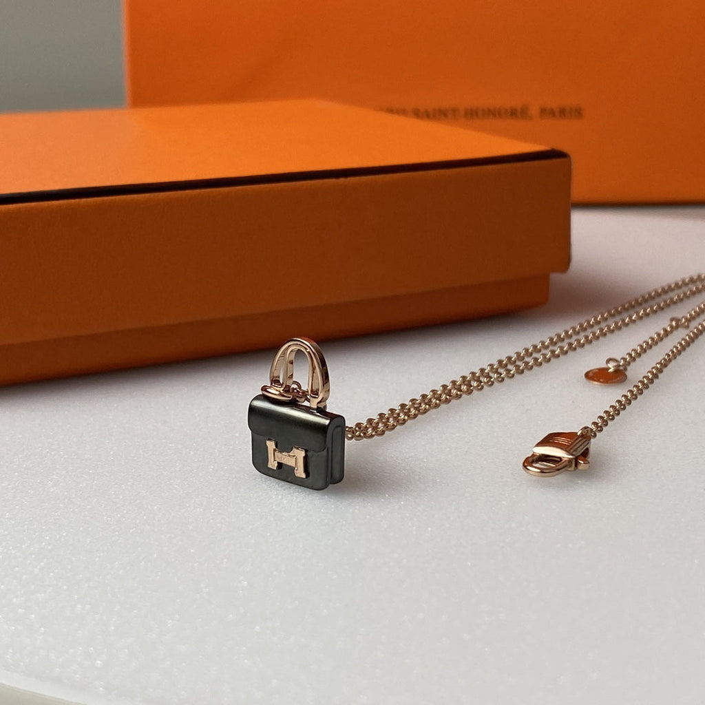 [Clover Jewelry]コンスタンス ブラックペンダント ピンクゴールドネックレス