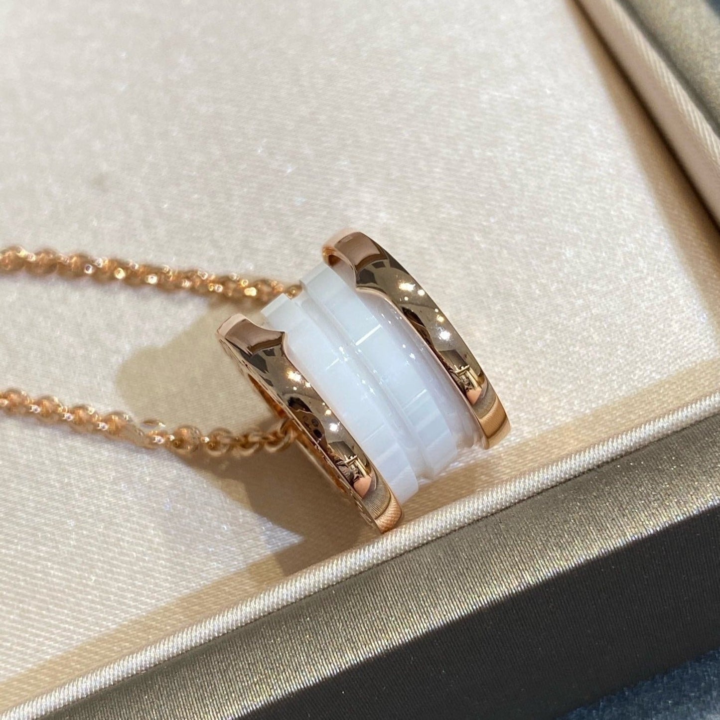 [Clover Jewelery]ZERO 1 WHITE CERAMIC PINK GOLD NECKLACE