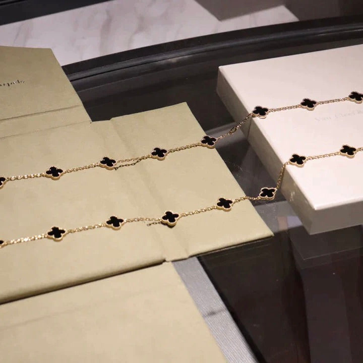 [クローバー・ジュエリー]クローバー 20 モチーフ オニキス ネックレス