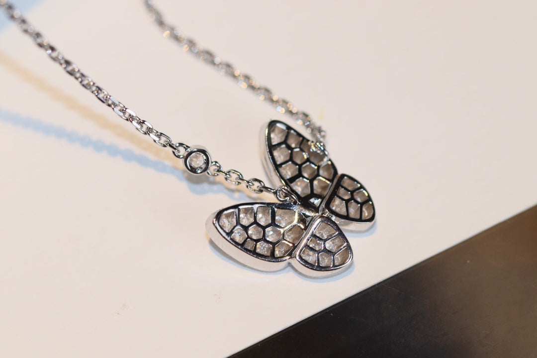 [Clover Jewelery]BUTTERFLY DIAMOND NECKLACE