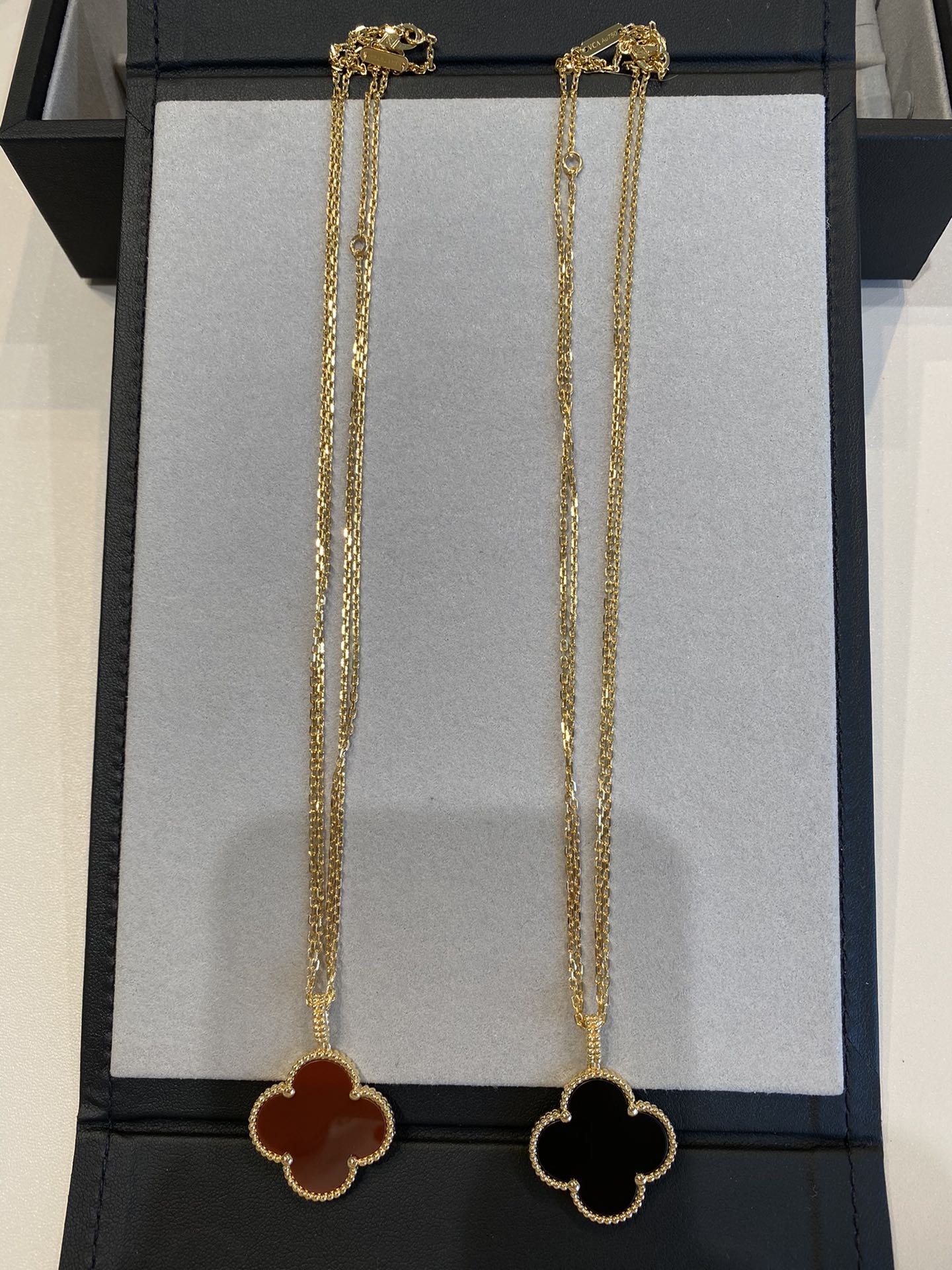[Clover Jewelry]KLEE 25MM HALSKETTE GOLD KARNEOL