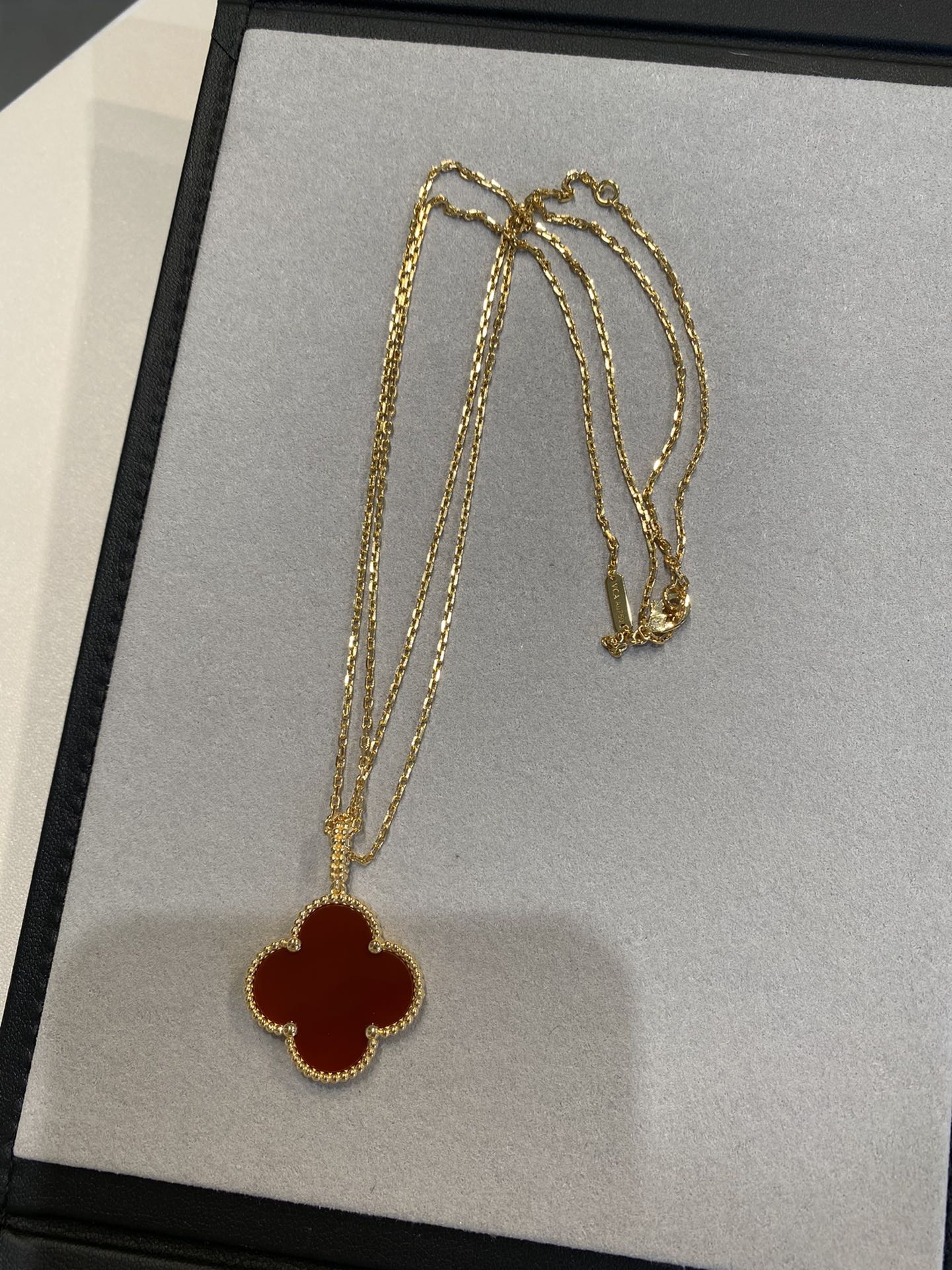 [Clover Jewelry]KLEE 25MM HALSKETTE GOLD KARNEOL