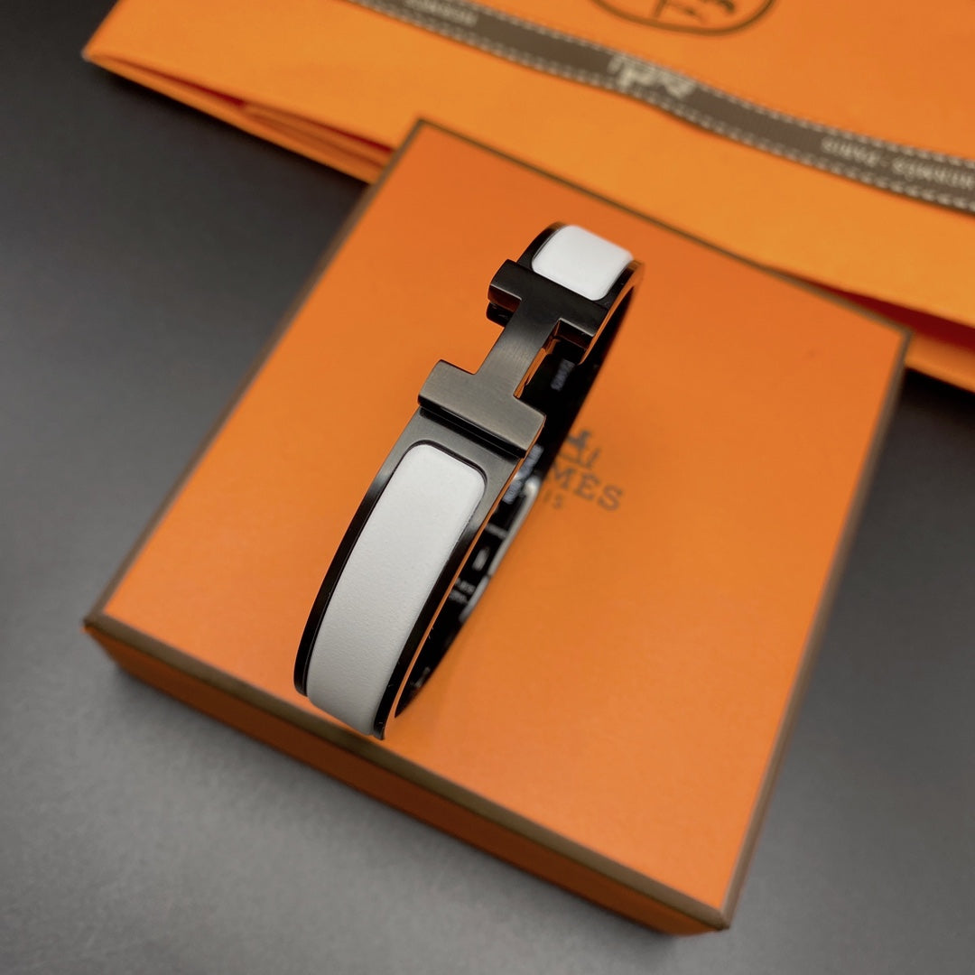 [Clover Jewelry]H BRACELET 12MM BLACK WHITE CERAMIC