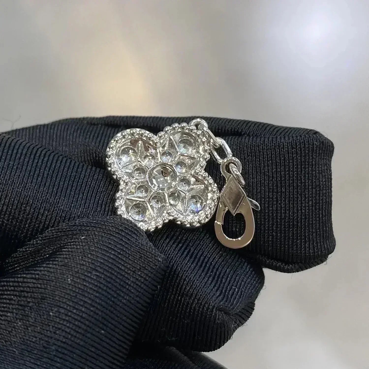 [Clover Jewelry]クローバー 5モチーフ ダイヤモンド ブレスレット シルバー