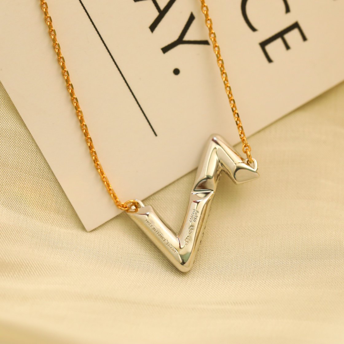 [Clover Jewelery]VOLT SILVER DIAMOND PEDANT NECKLACE