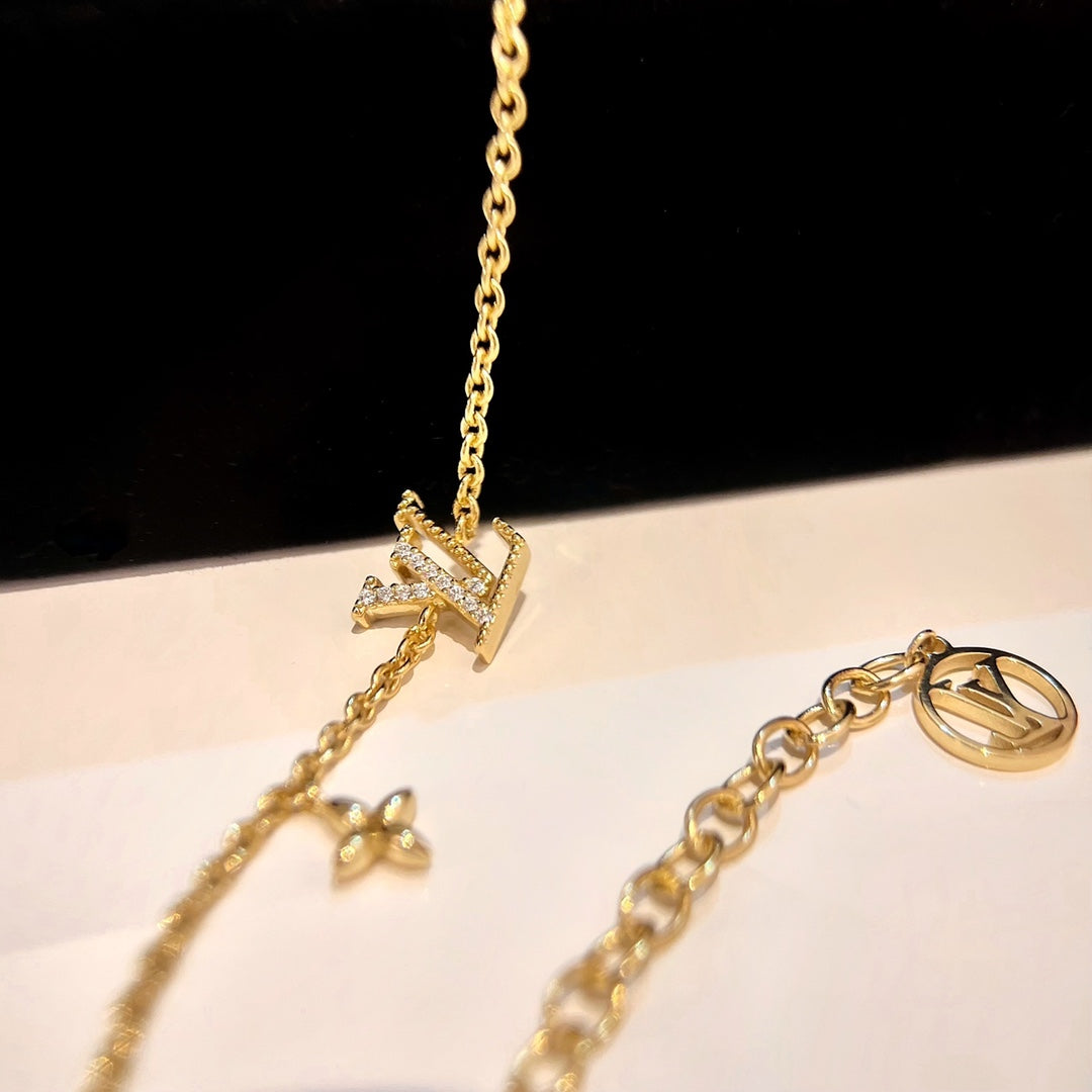 [Clover Jewelery]LOGO STAR MOTIF GOLD BRACELET