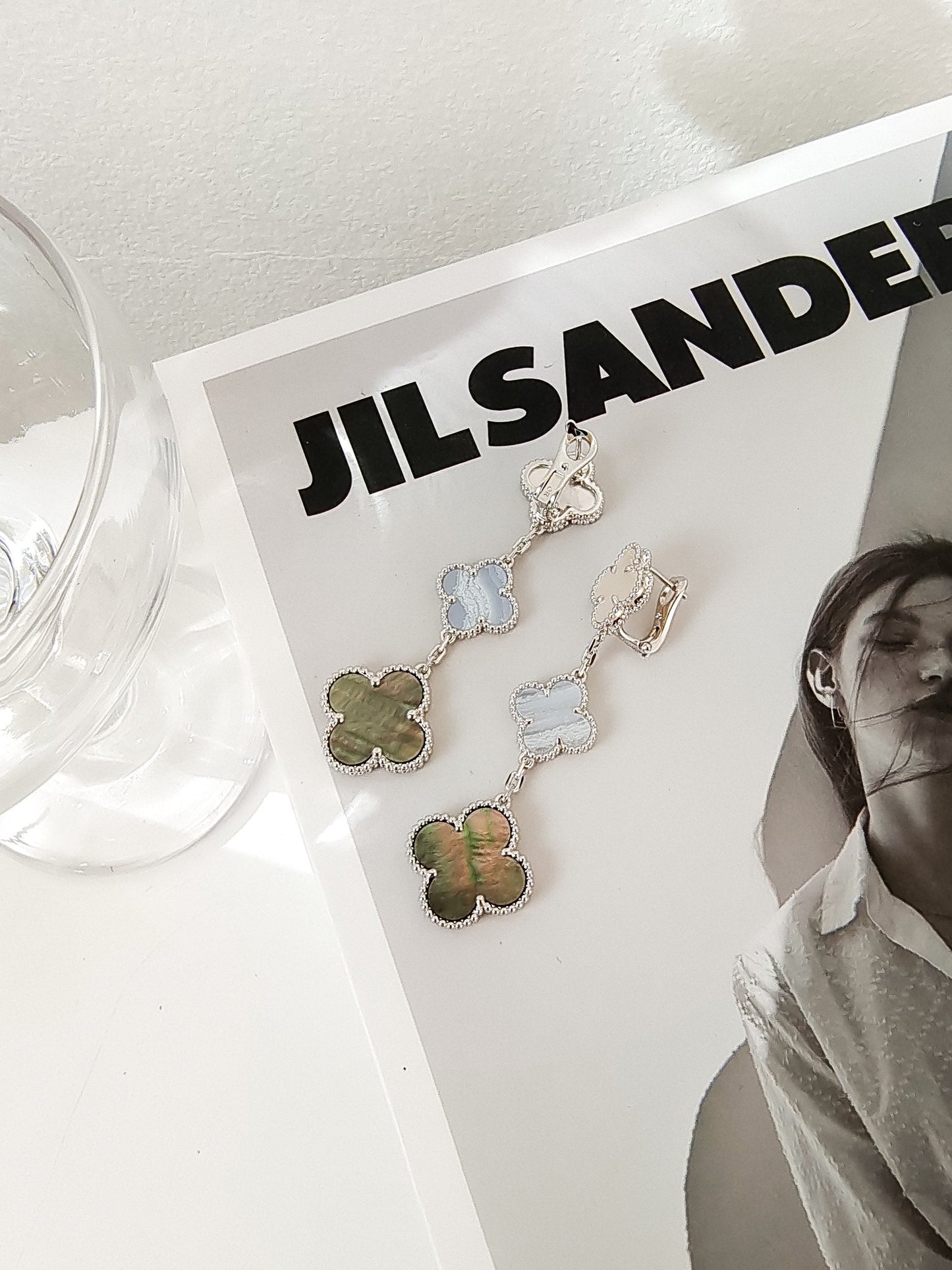 [Clover Jewelery]CLOVER 3 MOTIFS CHALCEDONY DARK MOP SILVER EARRINGS