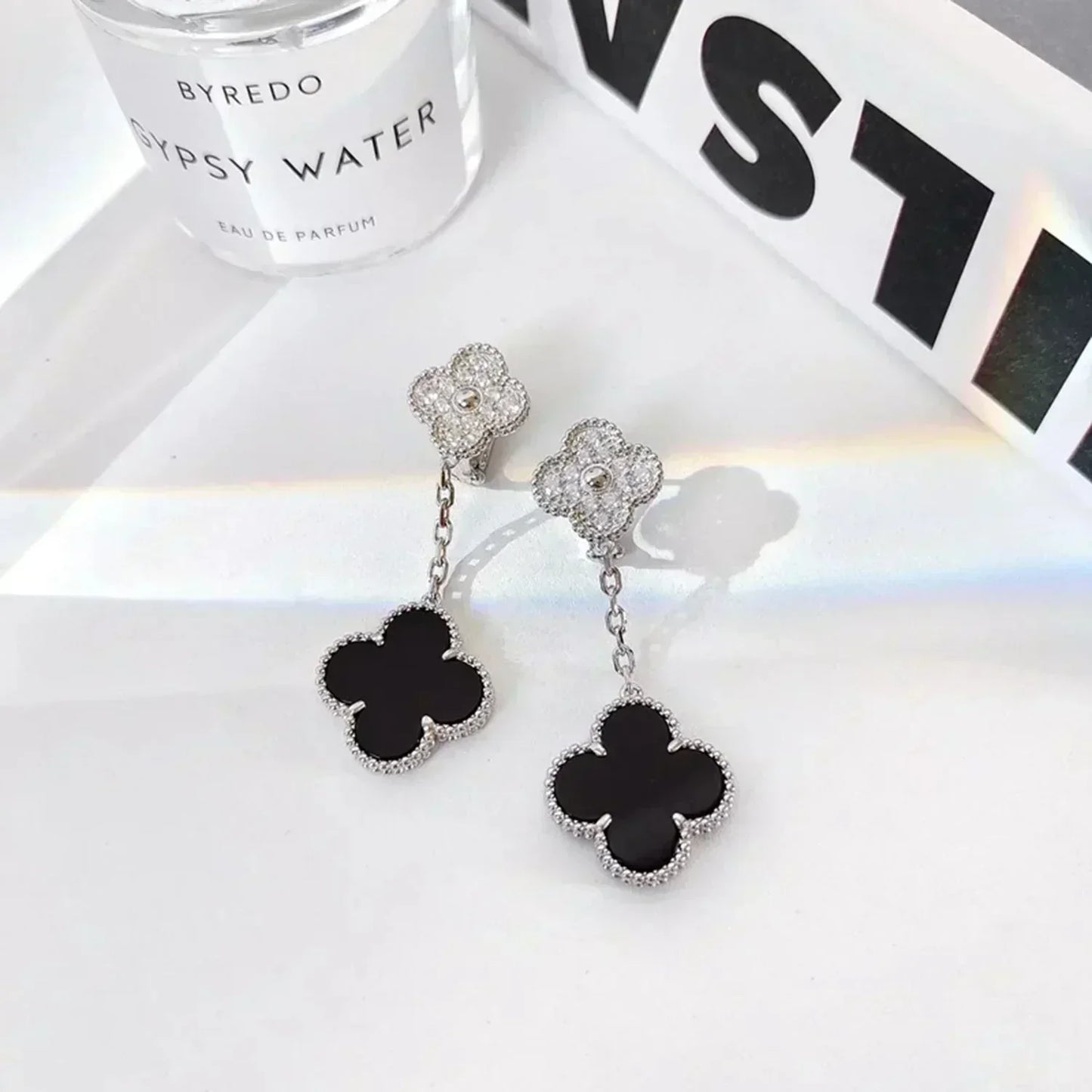 [Clover Jewelery]CLOVER 2 MOTIFS  DIAMOND ONYX EARRINGS SILVER