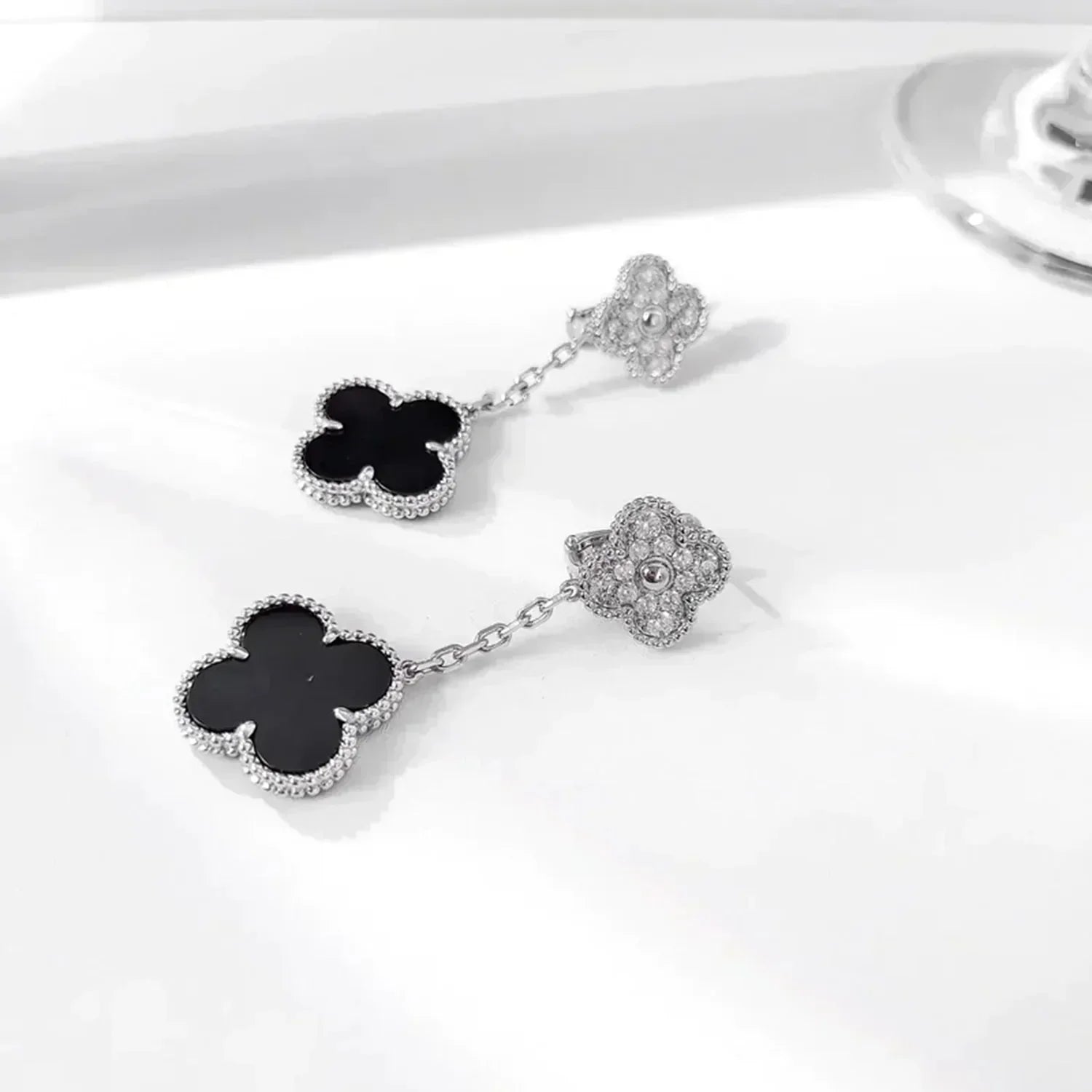 [Clover Jewelry]CLOVER 2 MOTIVE  DIAMANT ONYX OHRRINGE SILBER