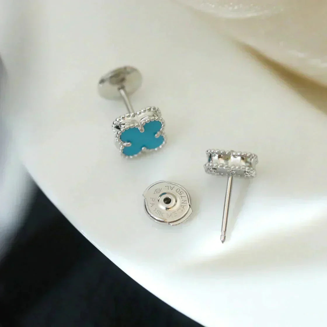 [Clover Jewelry]クローバーミニ 9.5MM オニキス スタッドピアス シルバー