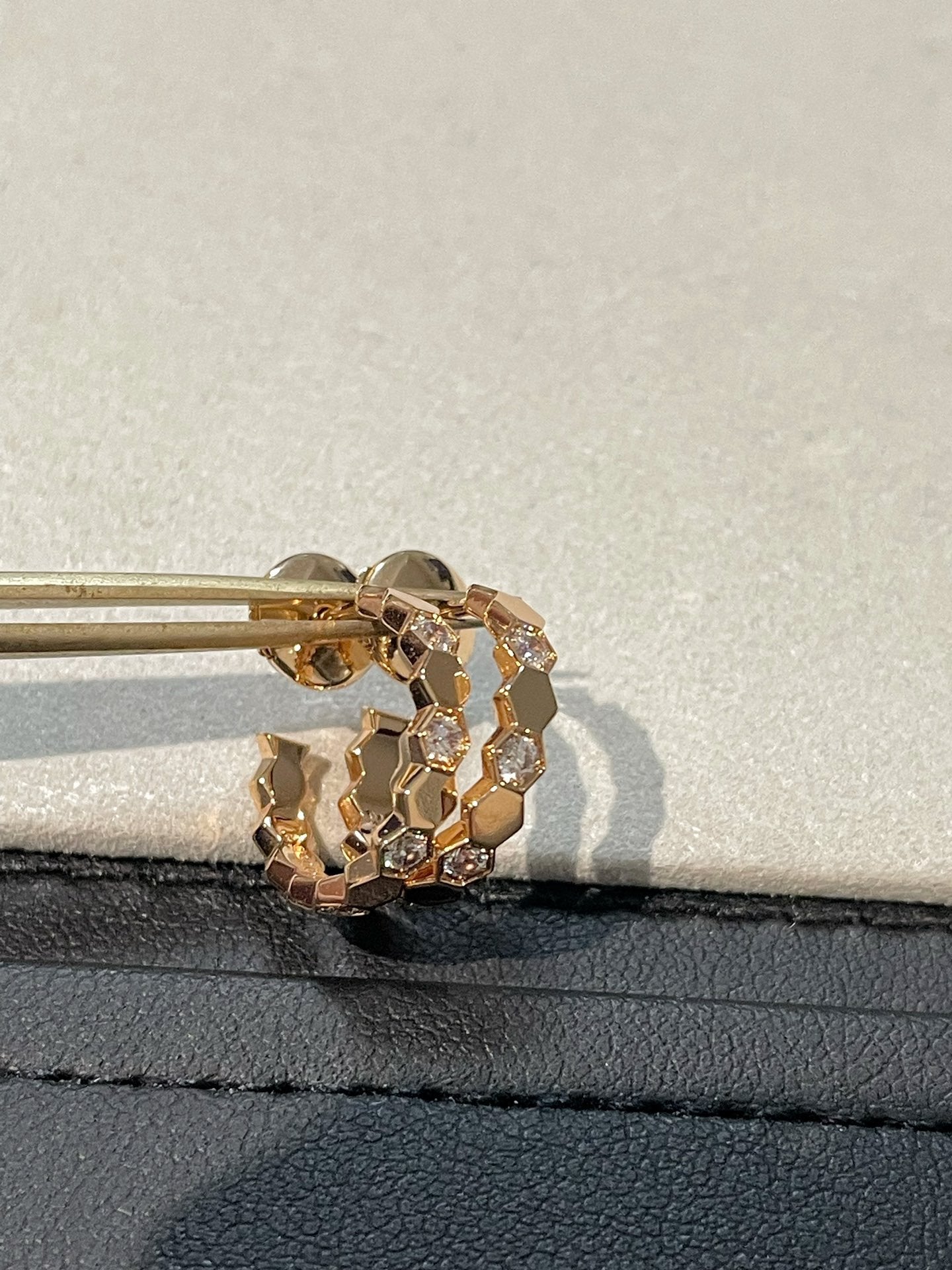 [Clover Jewelry]Hollow Design Four-Leaf Clover Flower Shape Ring