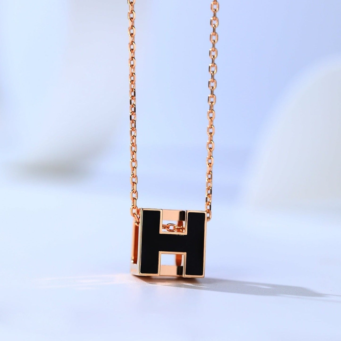 [Clover Jewelery]H CAGE PINK GOLD NECKLACE