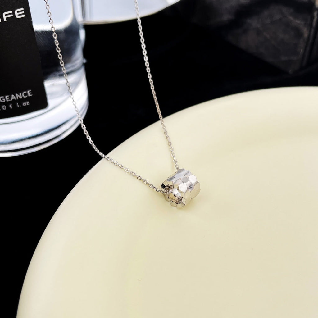 [Clover Jewelry]BEE MINI PENDANT DIAMOND NECKLACE