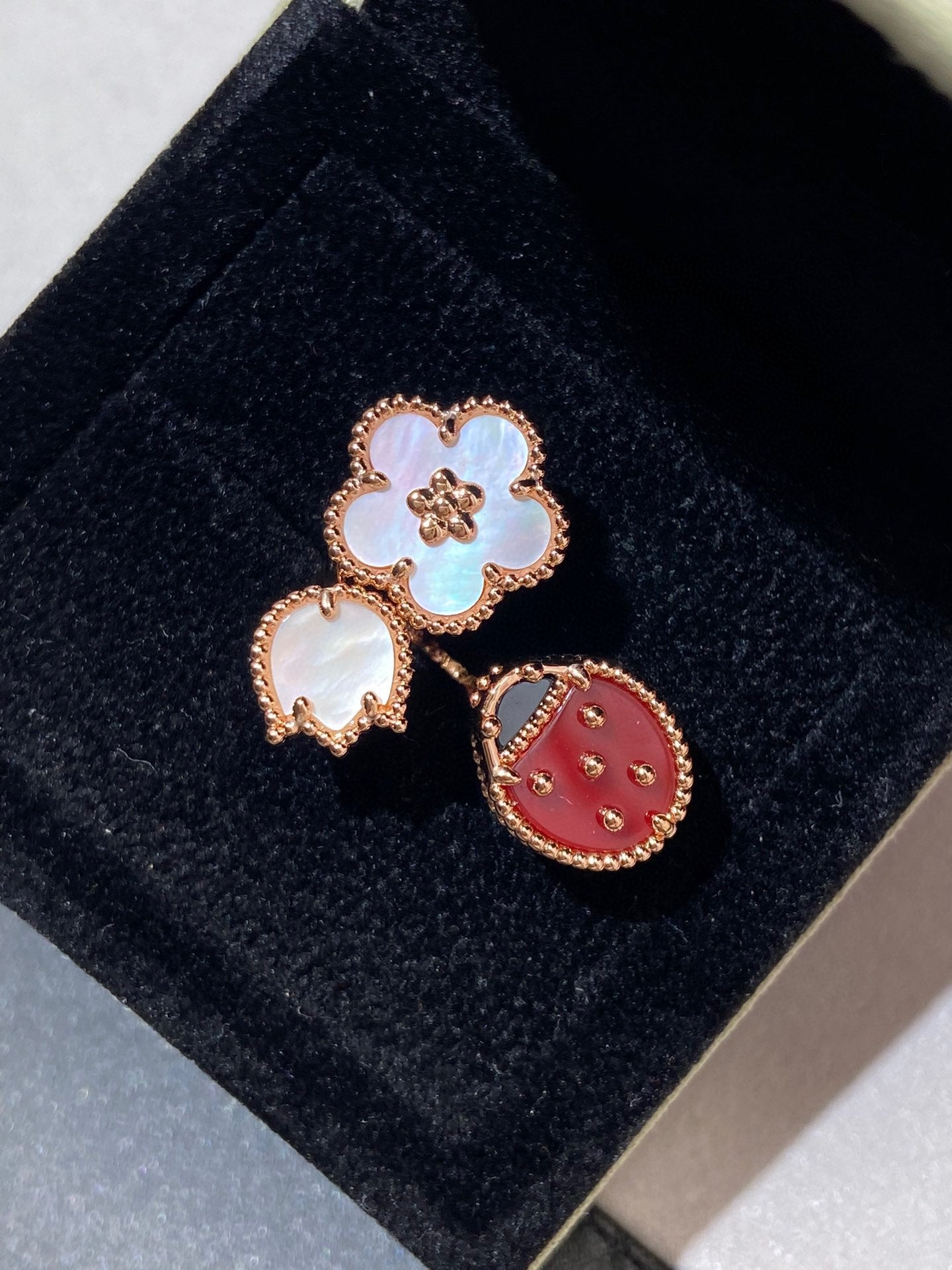 [Clover Jewelery]LUCKY 3 MOTIF ROSE GOLD RING