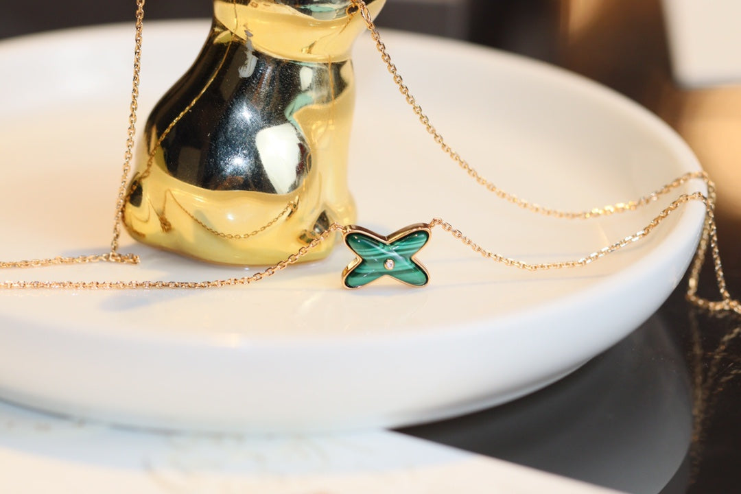 [Clover Jewelery]JEUX MALACHITE 1 DIAMOND PINK GOLD NECKLACE