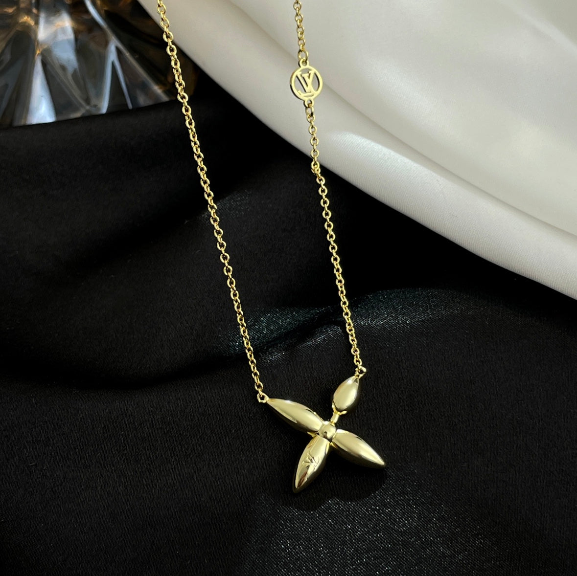 [Clover Jewelery]LOUISETTE GOLD NECKLACE