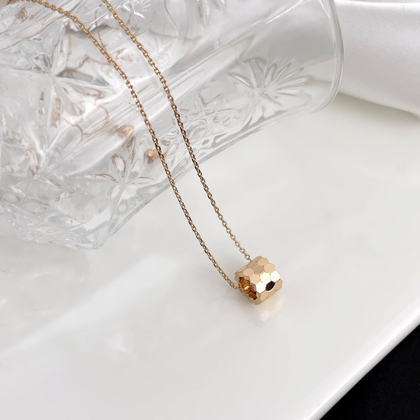 [Clover Jewelery]BEE MINI NECKLACE