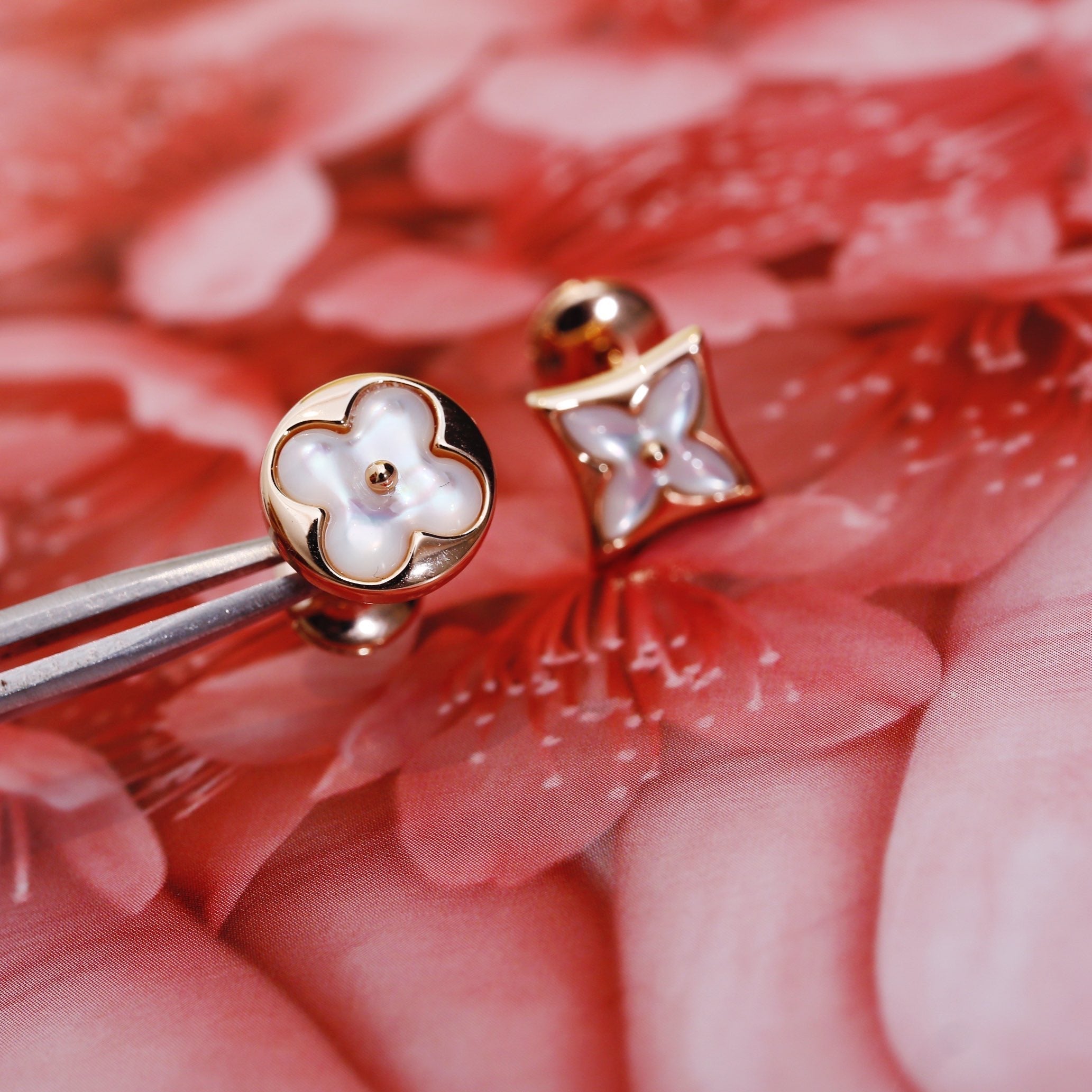 [Clover Jewelry]星と太陽 ピンクゴールドMOP スタッドピアス