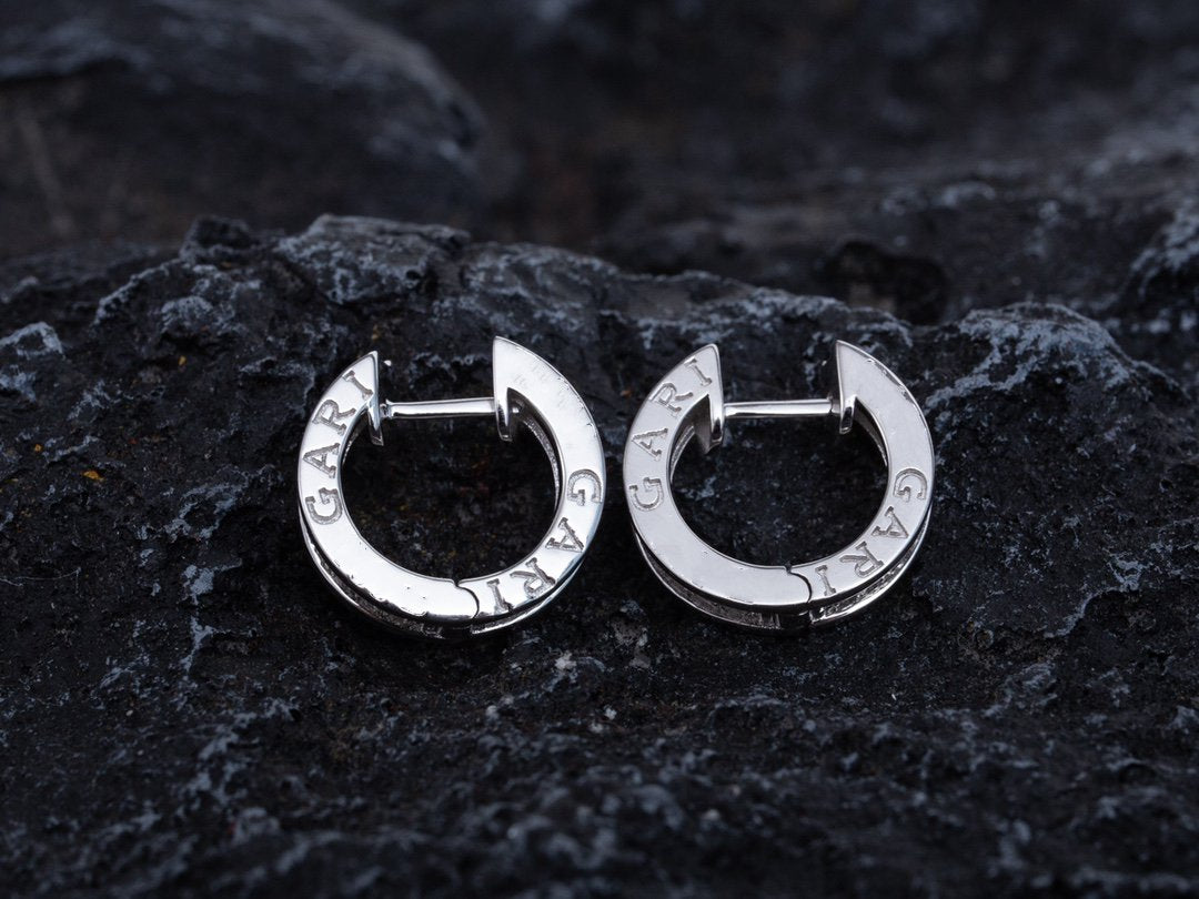 [クローバー・ジュエリー] ZERO 1 MINI シルバーダイヤモンドイヤリング