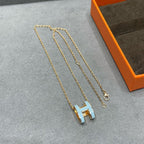 [クローバージュエリー]POP H スカイブルーネックレス
